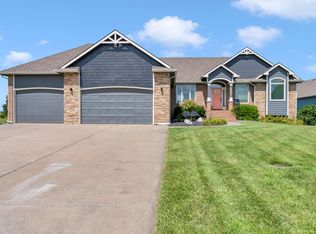 607 S Reece Rd, Goddard, KS 67052