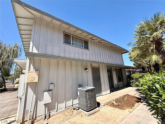 3rd image of 1441 Dorothy Ave Unit 2