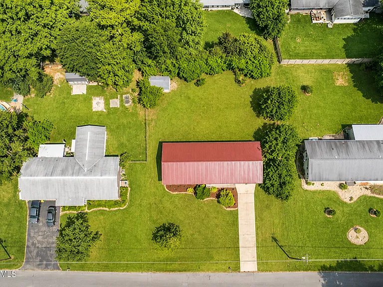 4401 Genny Lynn Dr — Photo 18