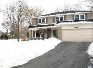 986 Commonwealth Ct, Barrington, IL 60010