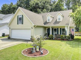 198 Lancaster Rd, Summerville, SC 29485