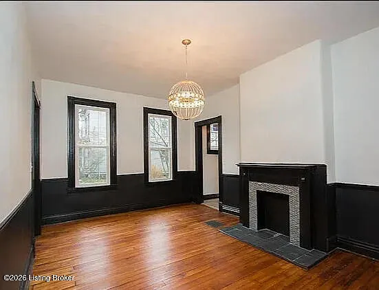 3 bed, 1.5 bath, 2232 sqft, $2,400 — Photo 2