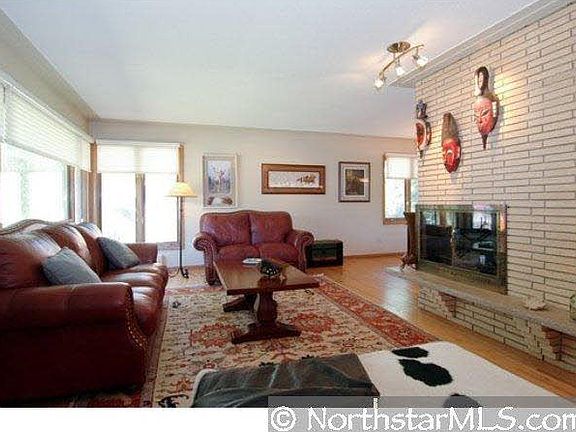 2nd image of 3412 Downers Drive NE
