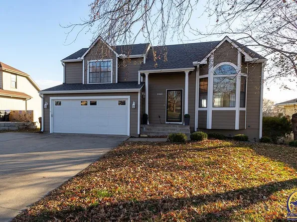 2842 SW Dukeries Rd, Topeka, KS 66614