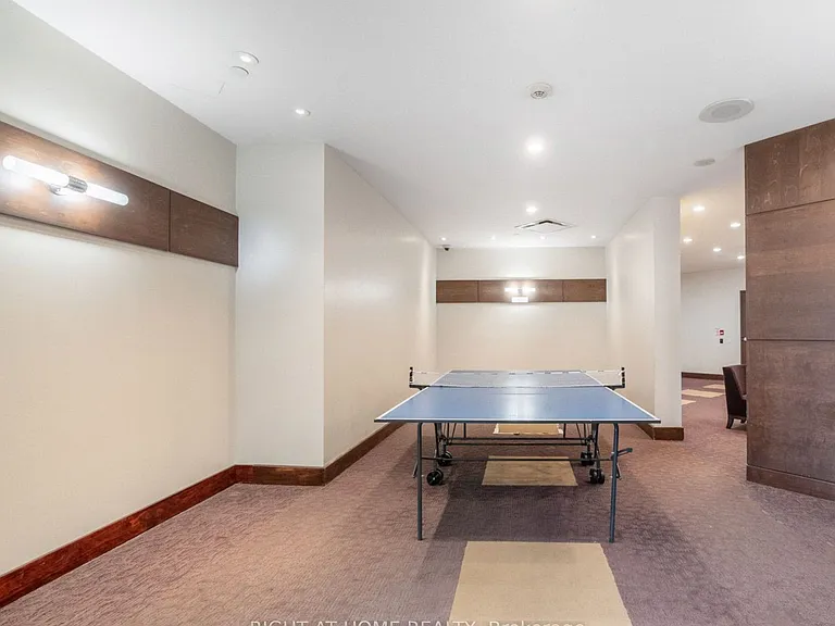 15 Northtown Way #1429 — Photo 34