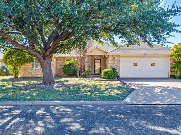 3245 Forest Hill Dr, San Angelo, TX 76904