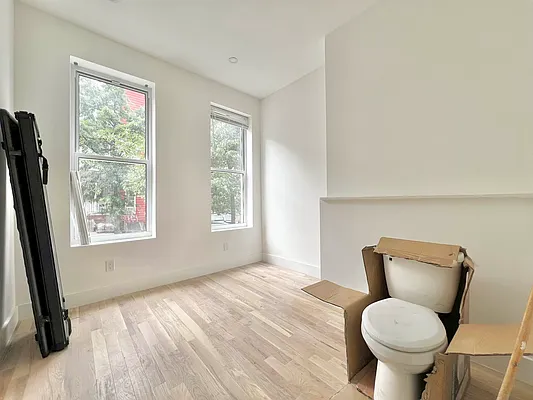 Rented by Doorway NYC, LLC | media 22