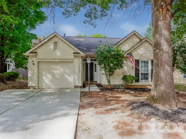 10334 Creswell Ct, Charlotte, NC 28215