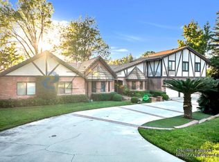 716 Buckingham Dr, Redlands, CA 92374