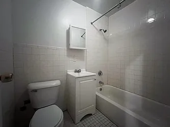 Rented by Isaac Silberstein, LREB