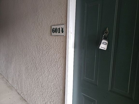 2nd image of 6014 Hemingway Cir