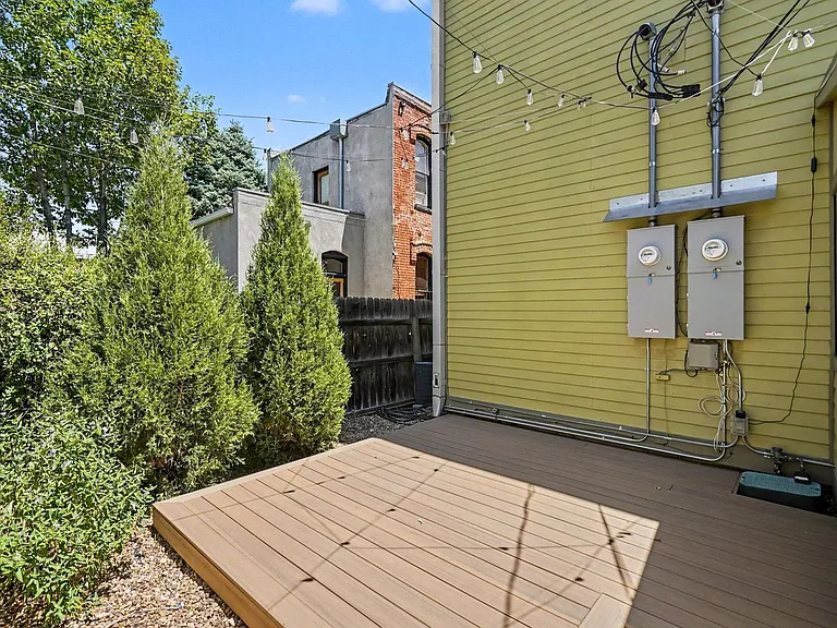 2531 Curtis St #2 — Photo 19