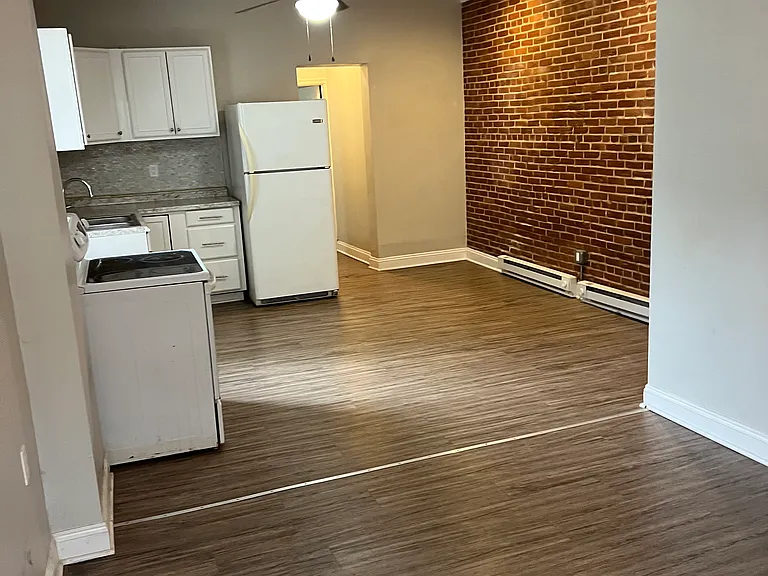 1308 Penn St #1 — Photo 8