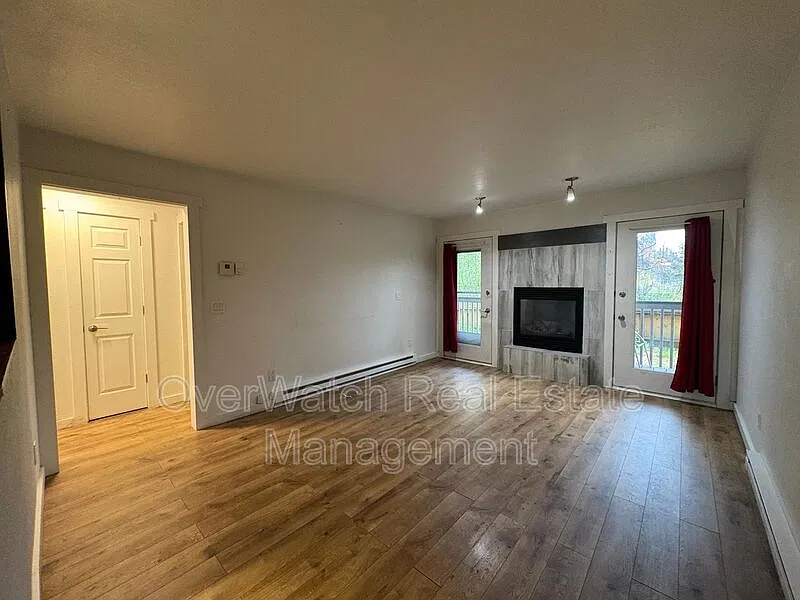 2 bed, 1.0 bath, 810 sqft, $1,650 — Photo 4