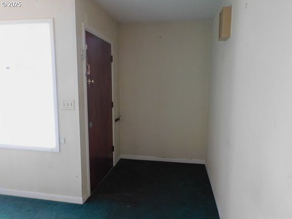 2nd image of 537 W 14th Ave