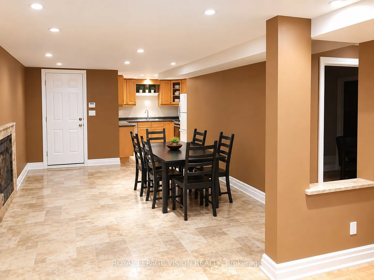 2 bed, $2,050 — Photo 2
