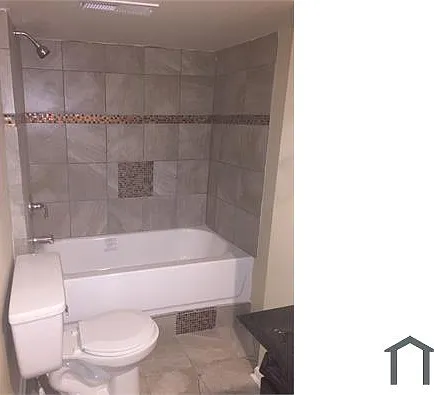 635 W 87th St — Photo 13