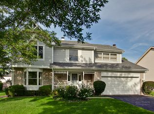 1336 E Eton Dr, Arlington Heights, IL 60004