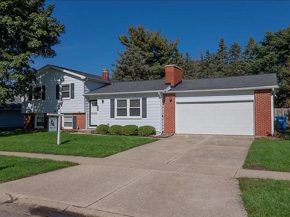 5th image of 1820 Woodland Dr