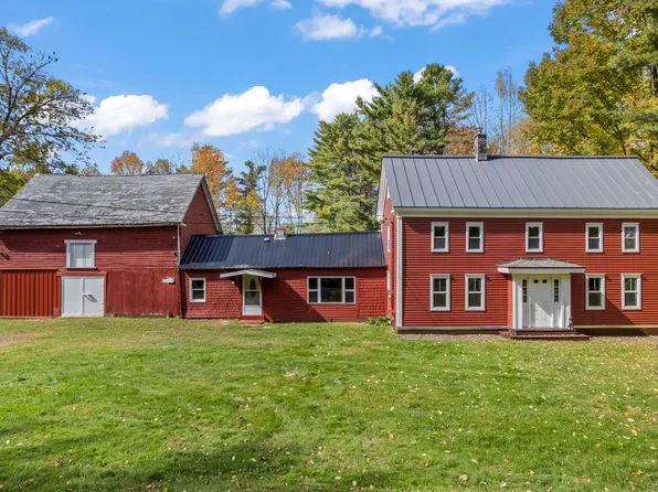 26 Crowell Hill Road, Vassalboro, ME 04989