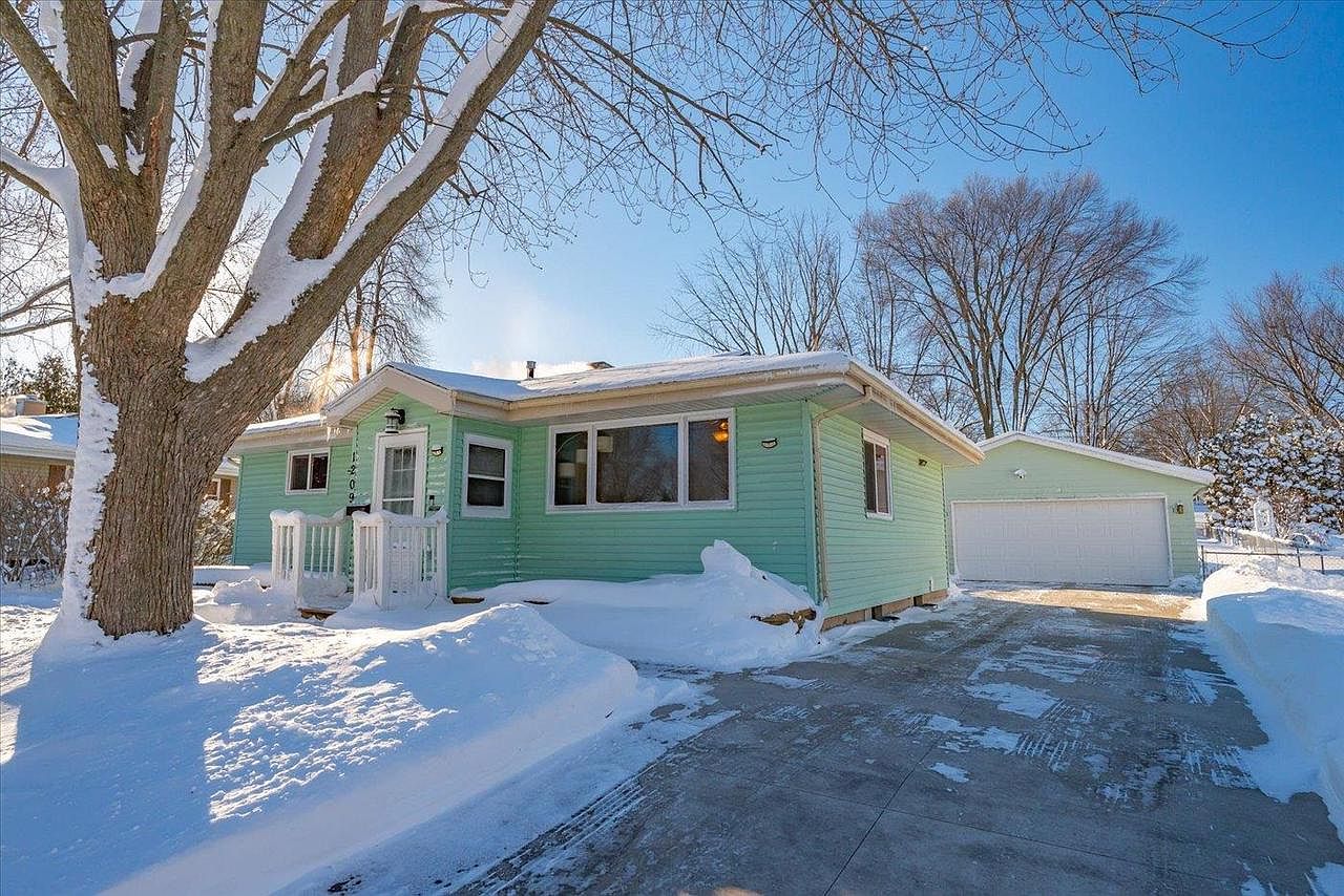 1209 Delaware Boulevard, Madison, WI 53704 Zillow