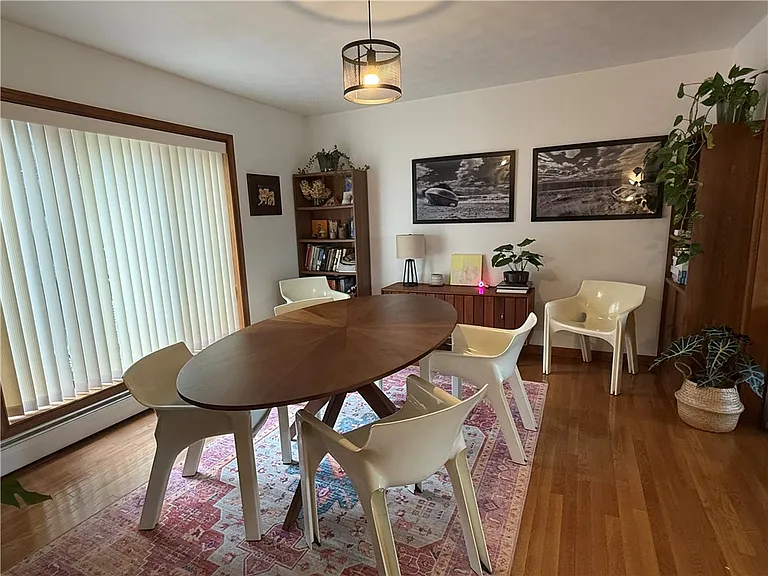 1 Alessandro Dr — Photo 5
