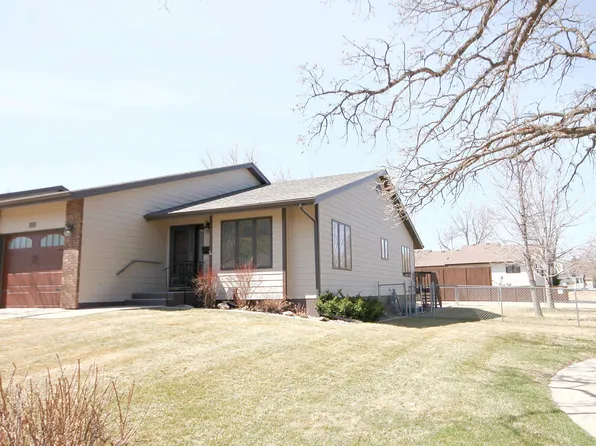 1701 Baldwin St, Sturgis, SD 57785