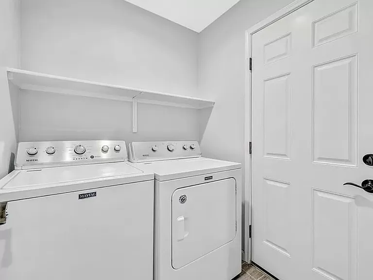 119 Azalea Dr — Photo 15
