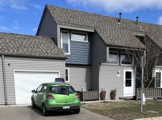 1743 Flamingo Dr, Eagan, MN 55122