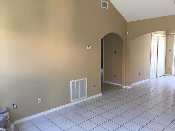 2nd image of 4404 N 24th Ln APT A