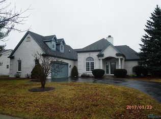 5842 E Cobblestones Ln, Sylvania, OH 43560