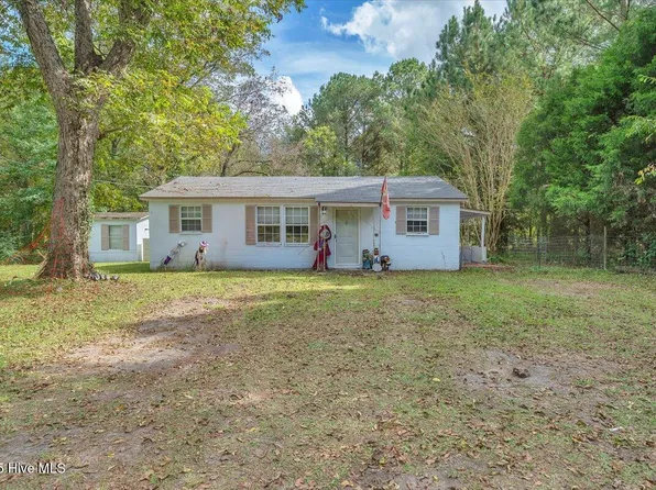 3397 Nc 41, Wallace, NC 28466