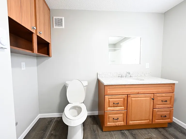 425 W Cook Rd #7 — Photo 14