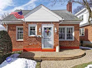 1 Centerview Dr, Troy, NY 12180