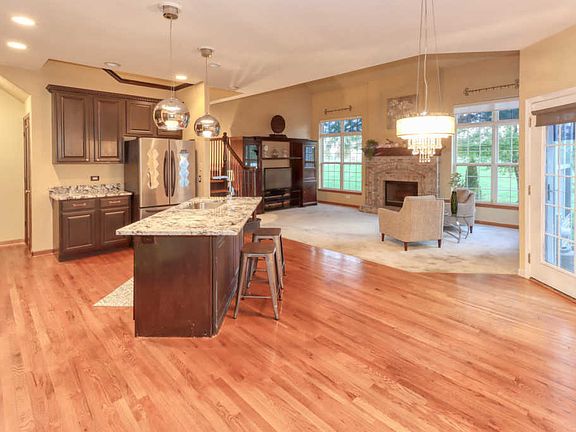 5th image of 11905 S Winterberry Ln