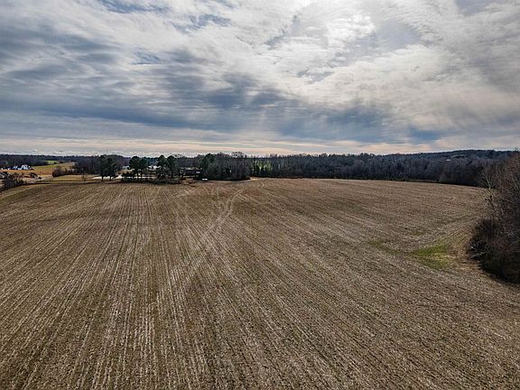 5th image of Mount Moriah Dr