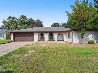 757 Canterbury Dr, Biloxi, MS 39532