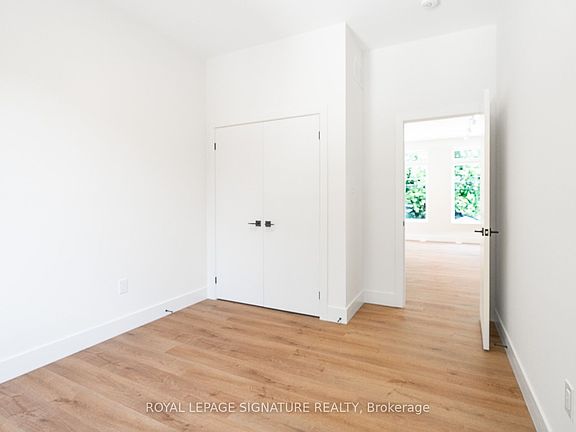 4th image of 7 Earnscliffe Rd #7