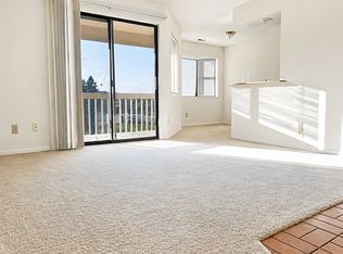 2196 Hedgerow Rd UNIT I, Columbus, OH 43220