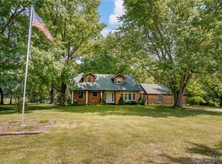 620 Richland Rd, Xenia, OH 45385