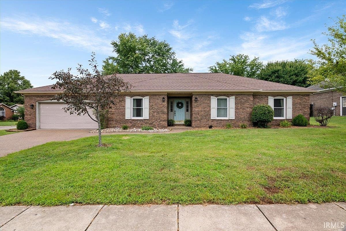 8700 Frontier Dr, Newburgh, IN 47630 MLS 202329461 Zillow