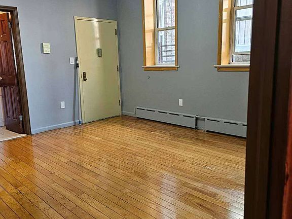 3rd image of 2039 Bath Ave APT 2R