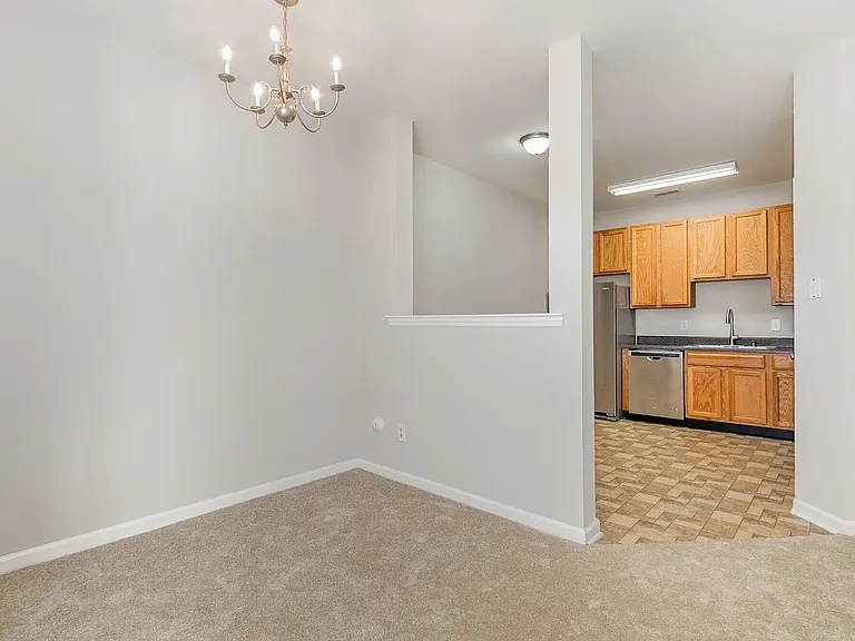 1211 Canyon Rock Ct #103 — Photo 9