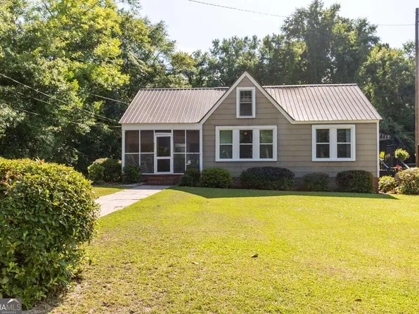 307 Peachtree Cir, Sylvania, GA 30467