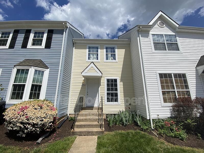 1st image of 109 Powhatan Ct