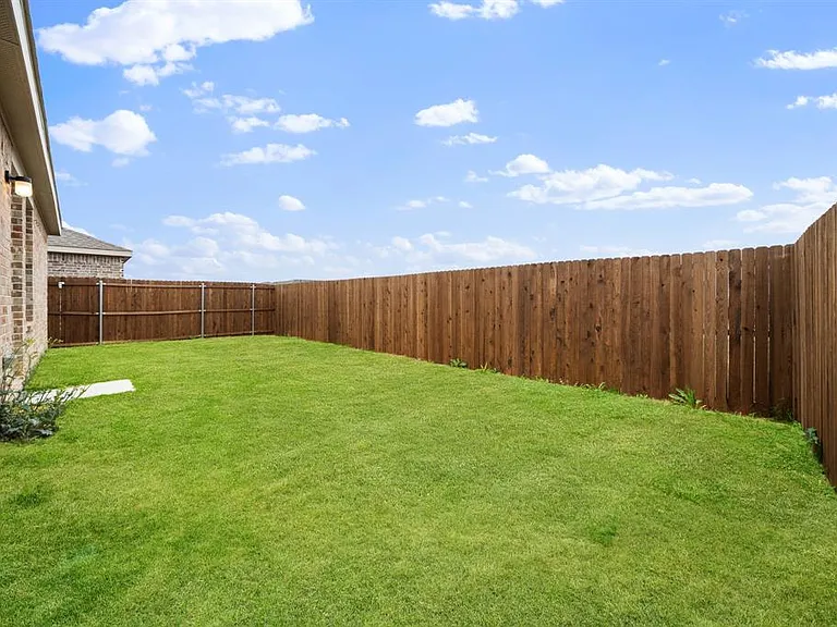 3037 Ashbrook Ln — Photo 21