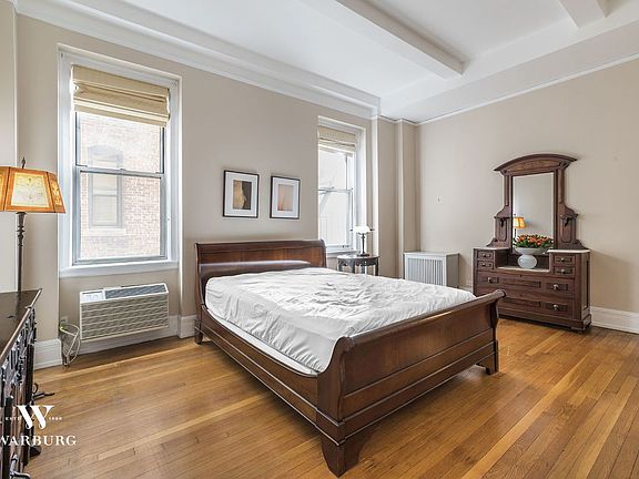 3rd image of 302 W 86th St APT 7C