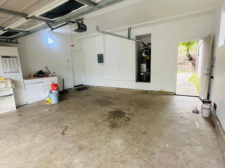 1009 Craftsman Dr — Photo 19