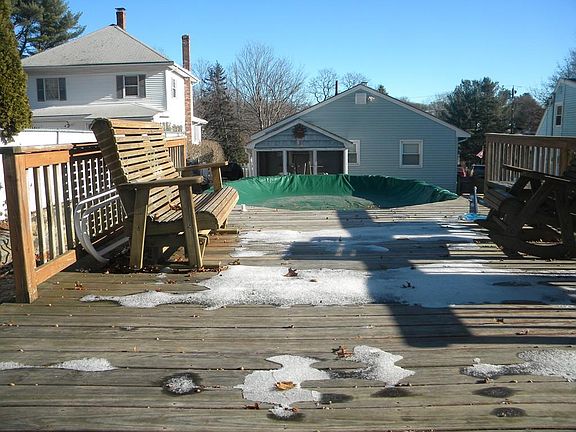 5th image of 17 Sylvester Ave