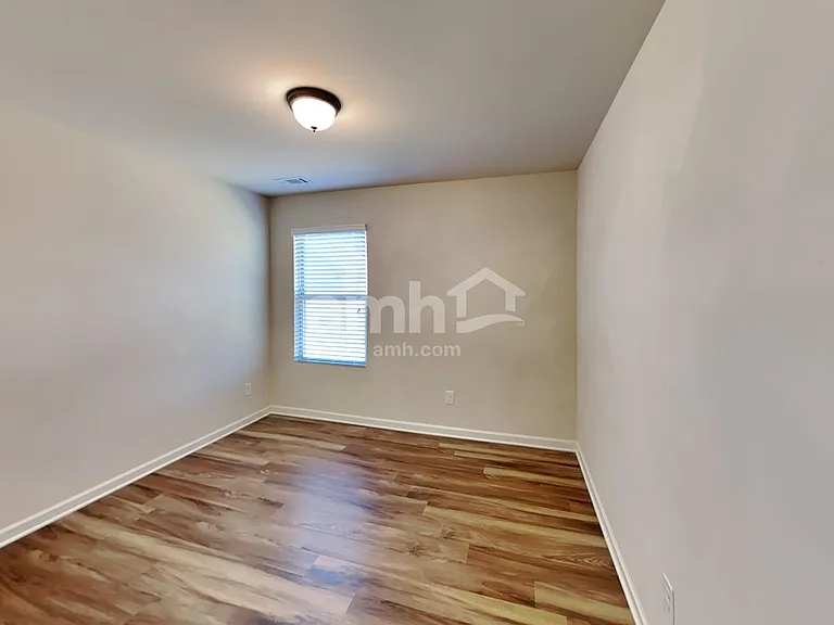 278 Scotland Dr — Photo 15